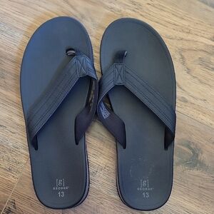 George Dark Gray/ Black Flip-Flop Sandals, Size 13, Cushion